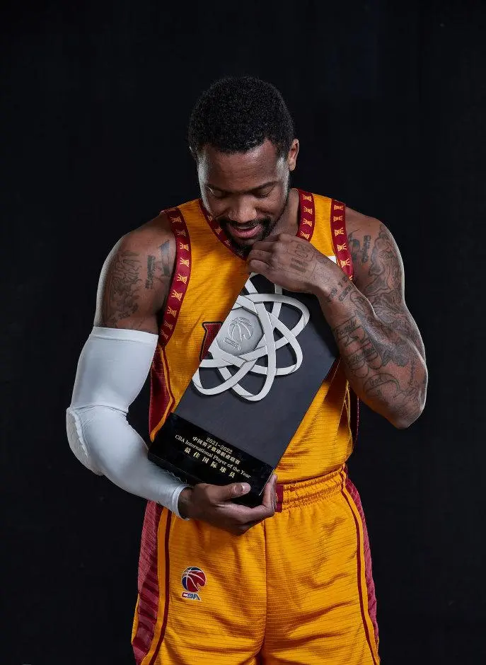 但是, 就被裁掉了